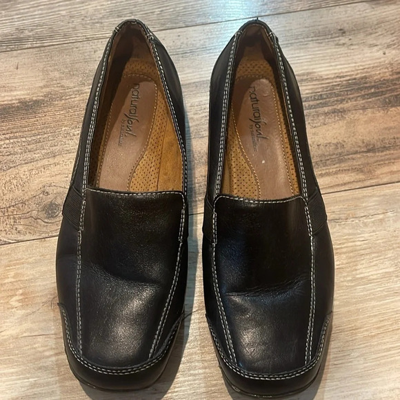 Naturalizer Size 8.5 Slip On Mule Loafer Black Upper Leather Natural Soul EUC - Picture 3 of 6
